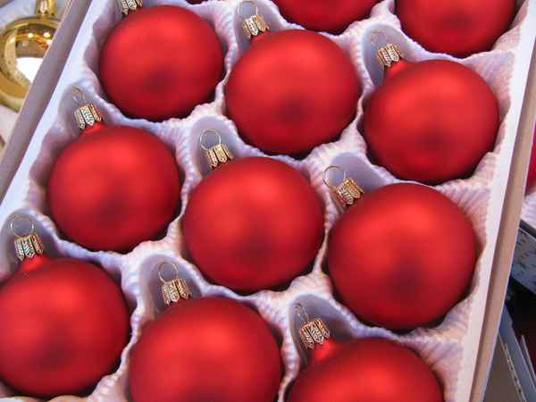 Christbaumkugeln rot