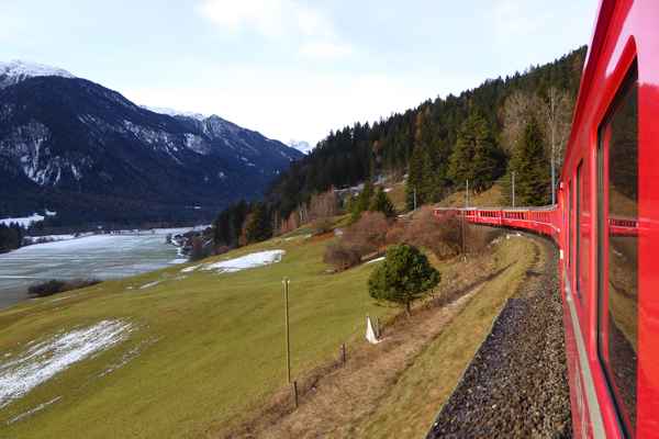 Auf der Albula-Strecke unterwegs / 1