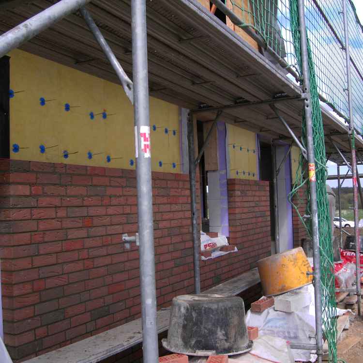 Die Wand wird verklinkert